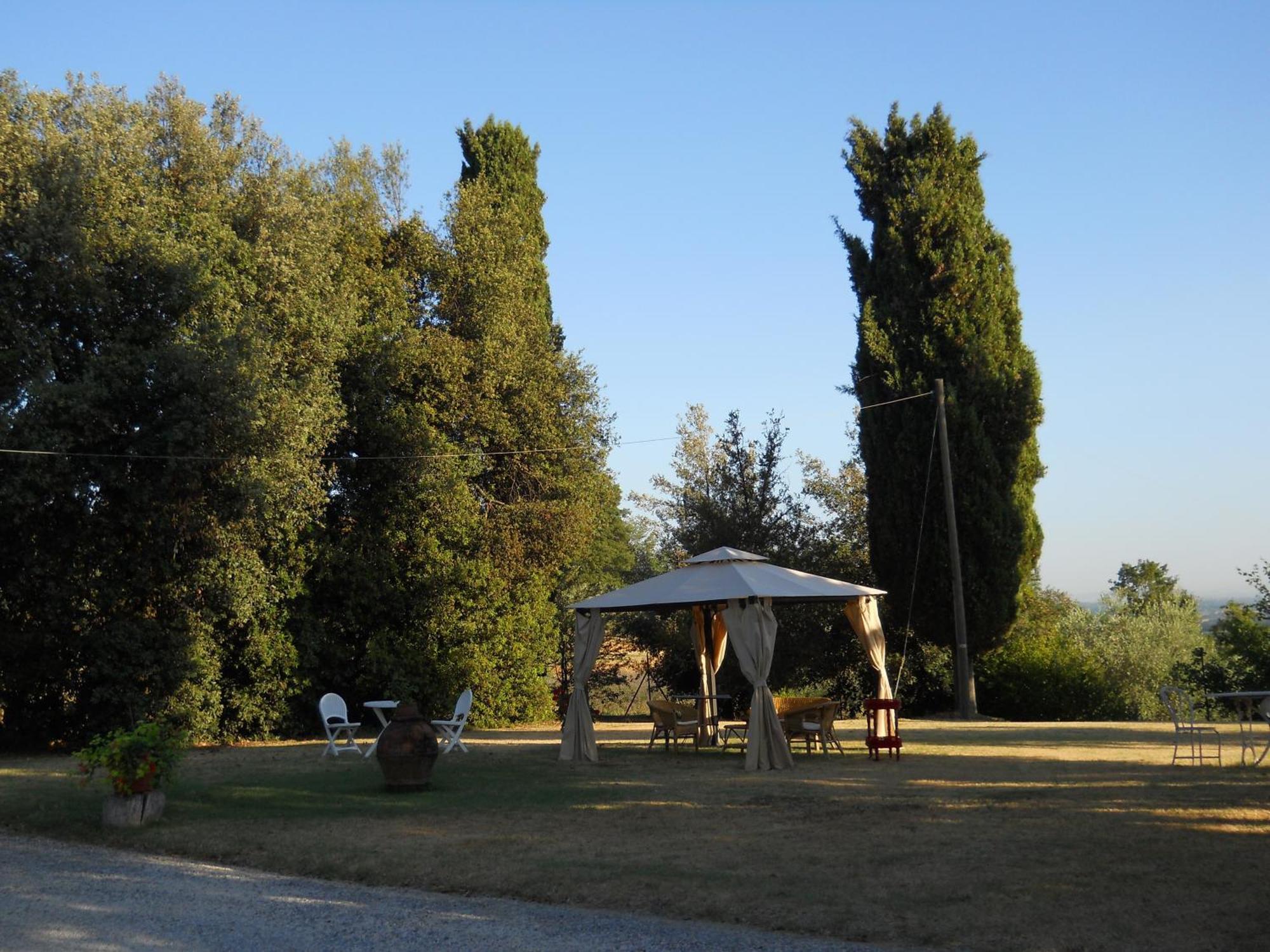 La Badiola Villa Chiusi Luaran gambar